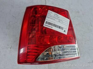 KIA SORENTO 2009-2012 LEFT TAILLIGHT Station Wagon - Picture 1 of 8