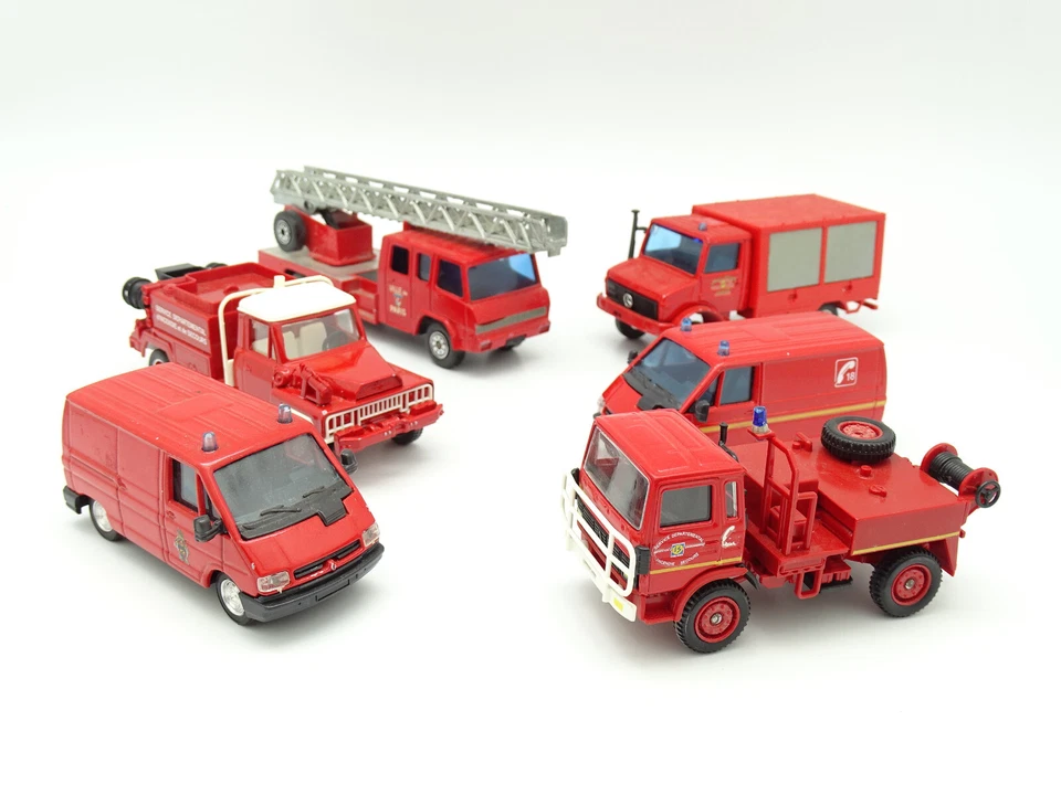 Solido Firefighters 1/50 - Bundle Of 6 Models: Berliet/Mercedes/Renault/ Acmat - Image 1 of 1