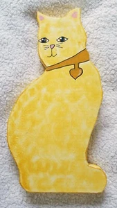 Wooden Hand Painted Handmade Shelf Décor ~ Cat With Collar ~ Yellow - Picture 1 of 4