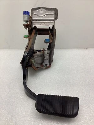 Toyota Tundra 2001-2006 pedal de freno de parada de estacionamiento OEM Foto 1 de 4