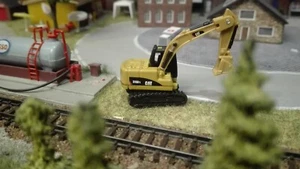 Bagger mit Servosteuerung |Fertigmodell| Spur N 1:160 | Funktionsmodell USB-C - Bild 1 von 6