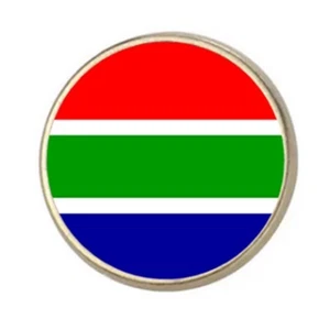 Gambia Silver Colour Round Badge With A Velveteen Bag - Picture 1 of 4