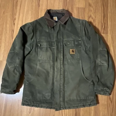 Chaqueta de abrigo forrada con edredón Carhartt envejecida Foto 1 de 4
