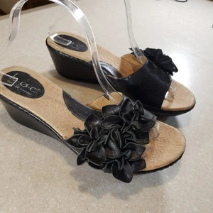 Born BOC Womens Platform Wedge Sandal Size 9 Black Flower Applique Cork. - Picture 1 of 8
