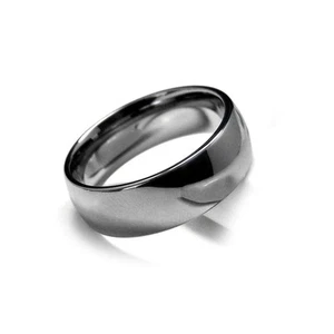 Anillo de boda cúpula de carburo de tungsteno clásico de 8 mm para hombre - Imagen 1 de 2