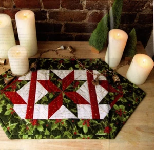 A Little Christmas Charm Quilt Pattern Pieced KB - Picture 1 of 2