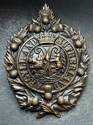 Argyll And Sutherland Highlanders Officers Bronze British Army Cap badge - Image 1 of 4