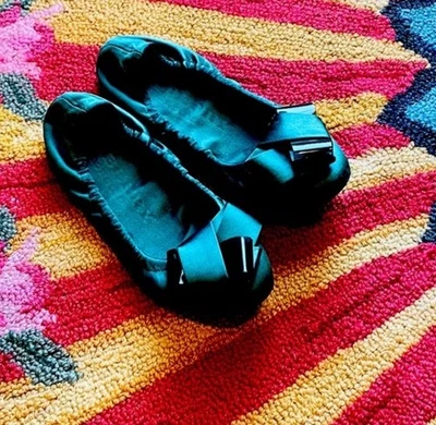 Burberry Prorsum Surrey Mujer’s Esmeralda Satén Ballet Arco Plano Talla 35 5 Foto 1 de 4