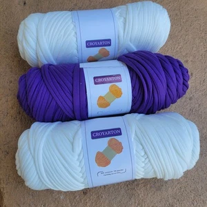 T-Shirt Yarn Lot of 3 - Cream & Purple Crocheting Knitting 21 Oz Total Soft 💜 - Picture 1 of 4