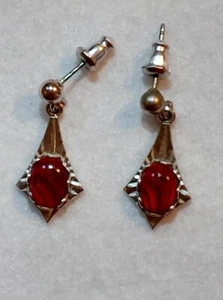 Vtg - Silver Tone Dangle Pierced Earrings - red / Black Faux Stones- 7/8 in Long - Picture 1 of 7