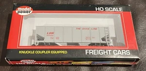 Model Power HO  36’ 2 bay covered hopper #98060 Dixie Line new in box - Picture 1 of 7