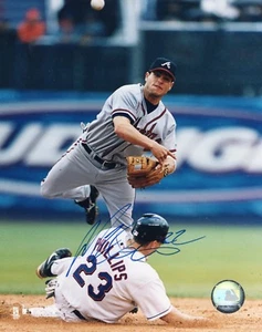 MARCUS GILES ATLANTA BRAVES SIGNED 8X10 PHOTO COA #2 - Picture 1 of 1