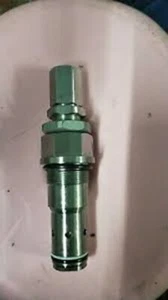 700-84-58000 RELIEF VALVE FITS KOMATSU PC200-1 PC200-2 - Picture 1 of 1