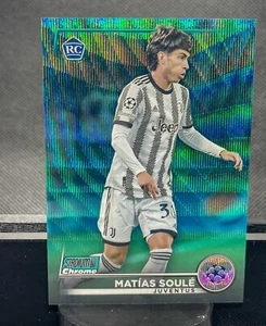 2022-23 Topps Stadium Club Chrome UCC Aqua Wave Matias Soule /275 #30 Juventus - Foto 1 di 2