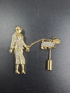Woman Walking A Dog Pin & Chain Gold colour with Crystals. - Foto 1 di 8