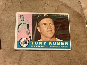 1960 Topps #83 Tony Kubek - New York Yankees - EX+ - Lite Corner Wear - No Creas - Picture 1 of 2