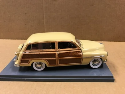Danbury Mint 1949 Mercury "Woody" Station Wagon - 1:24 Scale Diecast Model - Image 1 of 4