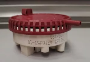 CONTROL DE NIVEL de lavadora para Wascomat P/N: 471885910, 4718859-10 (usado) - Imagen 1 de 2