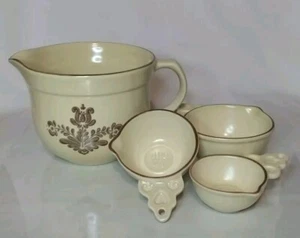 Phaltzgraff Village - 1 Qt. Teigschale & 3 verschachtelte Messbecher, 80er Jahre, USA - Bild 1 von 6
