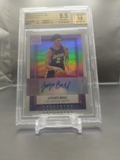 Lonzo Ball 2017-18 Panini Status Freshman Signatures BGS 9.5 Auto 10