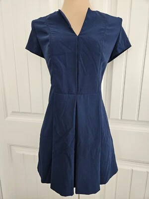 Pantalones Cortos Zara Trafaluc Azul Marino Mameluco Talla L Cuello en V Foto 1 de 4