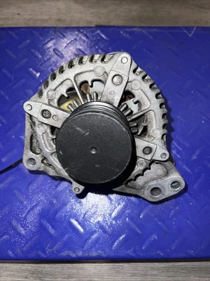 Alternator For GMC Acadia 3.6L 17-23 13507127 104211-0261 170A #2500 - Image 1 of 4