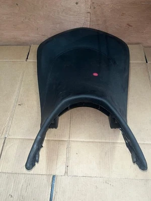 Asiento cojín delantero KTM Duke 690 R | 760.07.140.000 Foto 1 de 4
