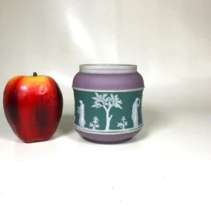 Barattolo di diaspro tricolore Wedgwood 19 ° secolo lilla verde  - Foto 1 di 8