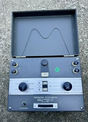 Leeds & Northrup Model 8693 Temperature Potentiometer / Galvanometer - Image 1 of 4