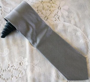 ¡Raro! ¡Vintage! Corbata de diseño de tablero de cuadros Brioni Italia 100 % seda negro/blanco - Imagen 1 de 11