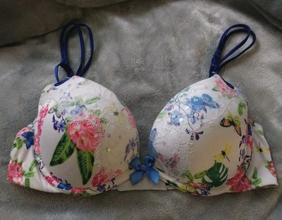 Sujetador push up Victoria's Secret Sexy Little Things 34C lentejuelas florales mariposa Foto 1 de 4