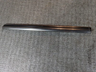 Puerta delantera derecha con moldura cromada Dodge Meadowbrook Foto 1 de 4