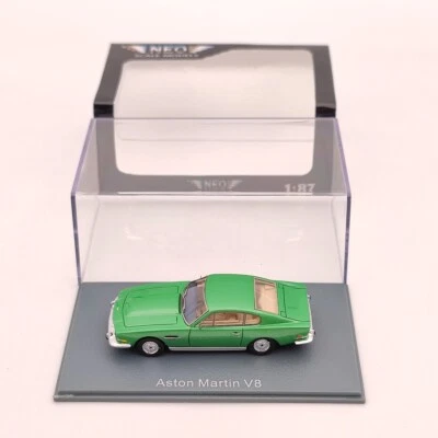 NEO SCALE MODELS 1/87 Aston Martin V8 Resin Car Limited Collection Green - Image 1 of 4