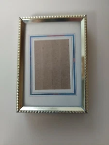 ONE INTERCRAFT 3/4 BY 2.3 GOLD COLOR ETCHED MINI PICTURE FRAME WITH GLASS - Picture 1 of 2