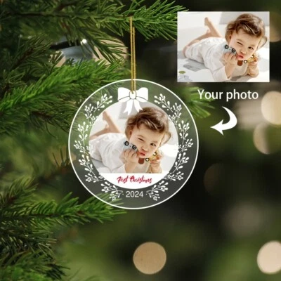 Personalisierte Babys erste Christbaumkugel Baby’s 1. Weihnachtsgeschenk mit Foto - Bild 1 von 4