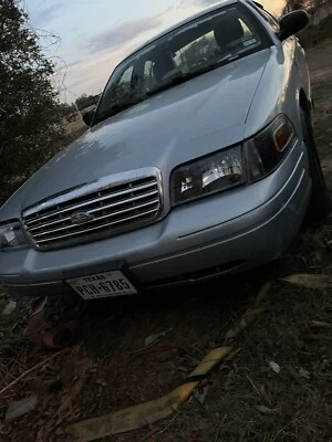 Faros + luces de esquina negros para Ford Crown Victoria 1998-2011 Foto 1 de 3