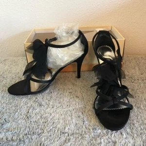 New MichaelAngelo Lily Black Heels size 8.5 - Picture 1 of 7
