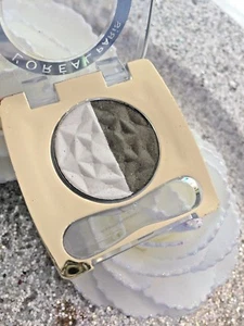 L'Oreal Eyeshadow Color Appeal Micro Fine Duo 8H Hold 301 Stellar Lift - Picture 1 of 1