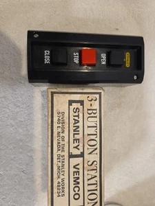 New Old Stock Stanley Vemco 3-Button Station #320-538 - Picture 1 of 8