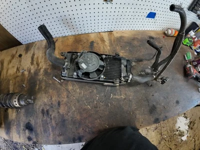 Радиатор охлаждения охладителя двигателя Honda Shadow Vlx 600 с вентилятором - Изображение 1 из 4