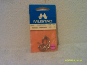 NEW MUSTAD # 92553X..SZ..2/0..1/8 oz.PACK OF 8 BARBLESS  FISHING HOOKS - Picture 1 of 2