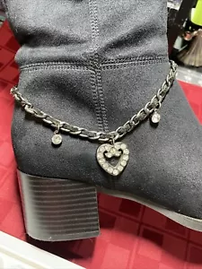 Pulsera tobillera Shyanne para mujer con estrás corazón bota - Usada - Imagen 1 de 7