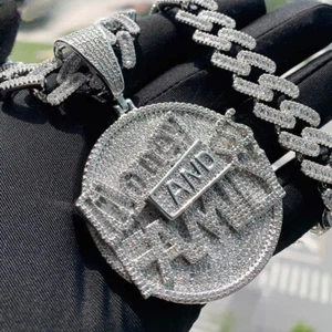5AAA+ CZ Hop Hip Ice Out dinero y familia collar colgante enchapado en oro real 24k - Imagen 1 de 11