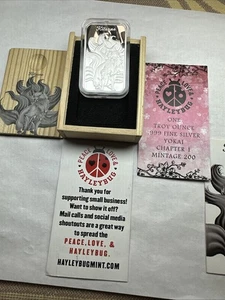 Haleybug Kitsune 1oz Plata .999 Fino Yokai Capítulo 1 De Colección 200 Bar + Caja PRUEBA - Imagen 1 de 21