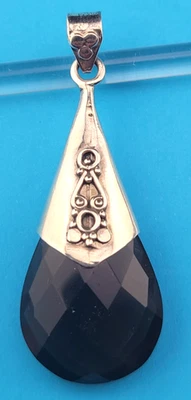 Potenciador colgante facetado espinela ahumada de 25 quilates cristal facetado plata de ley 925 Foto 1 de 4