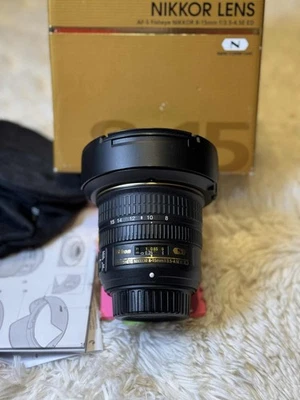 (Open Box) Nikon AF-S FISHEYE NIKKOR 8-15mm Lens f/3.5-4.5E ED - Image 1 of 4