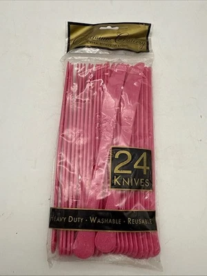Cuchillos de plástico Premium Cutlery Deluxe 24 ct. suministros de fiesta Foto 1 de 4