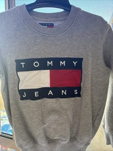 Boys Tommy Hilfiger Sweatshirt - Picture 1 of 3