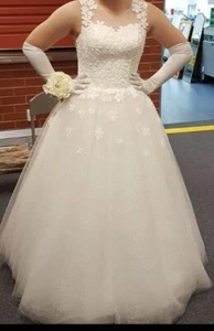 White Deb Dress Size 10 - Picture 1 of 2