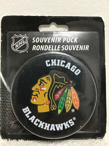 Chicago Blackhawks Team Logo Official Basic Souvenir NHL Hockey Game Puck NIB Cover
